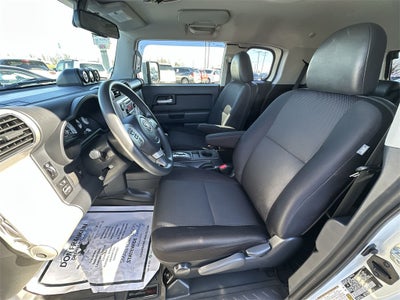 2014 Toyota FJ Cruiser Base