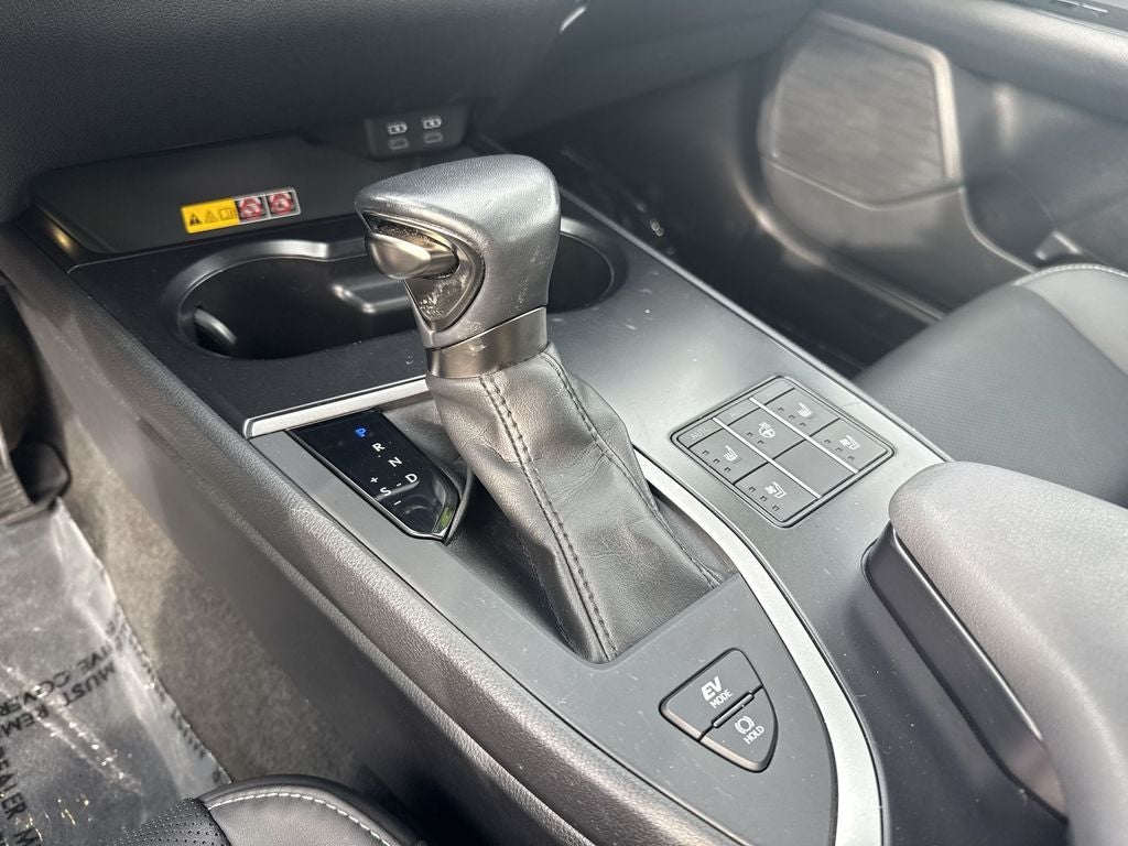 2023 Lexus UX 250h Premium