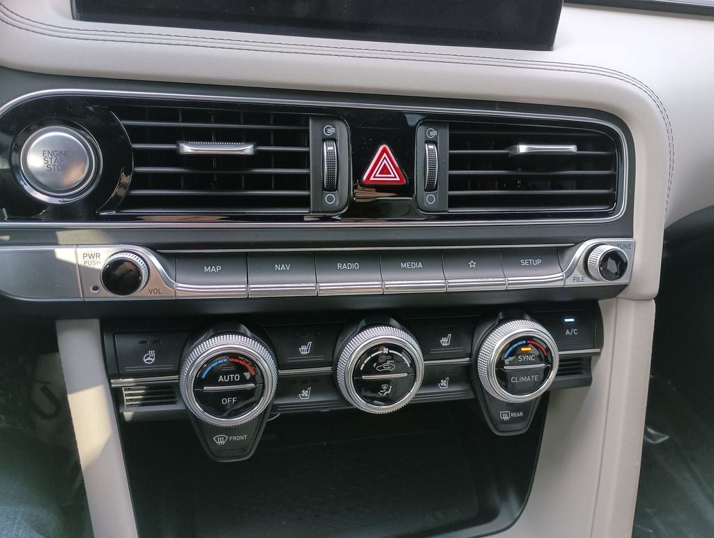 2023 Genesis G70 3.3T