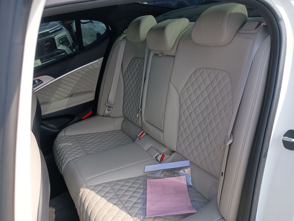 2023 Genesis G70 3.3T