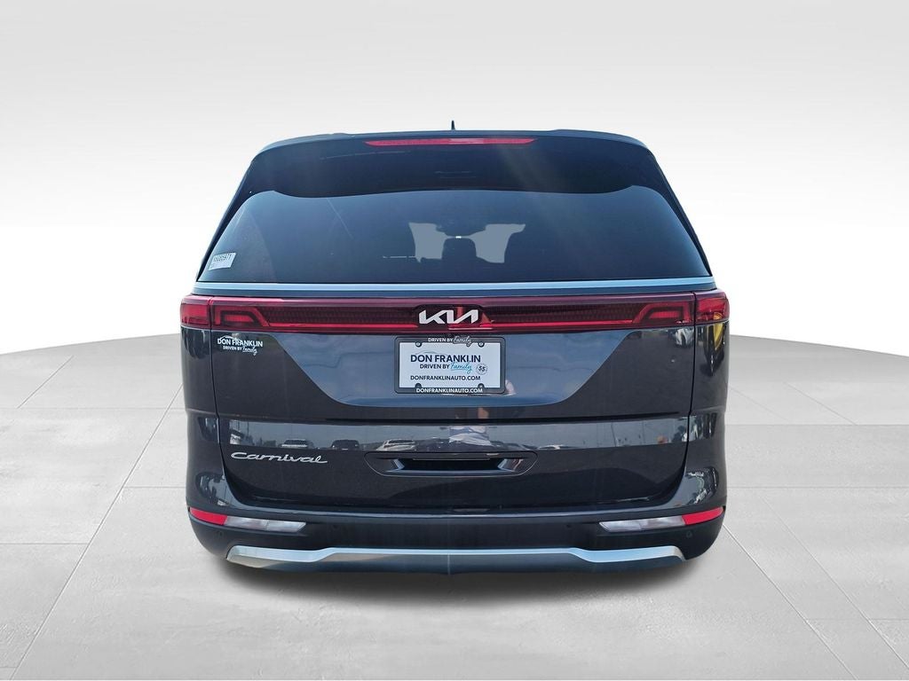 2022 Kia Carnival SX