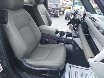 2023 Land Rover Defender 90 X-Dynamic SE