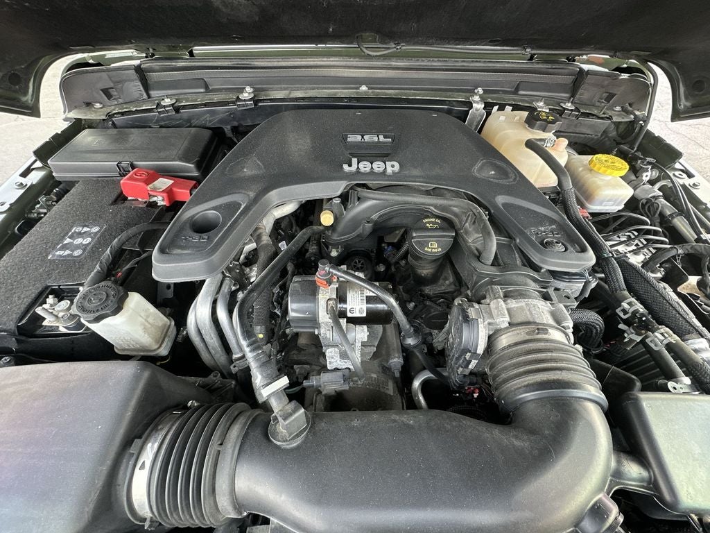 2021 Jeep Wrangler Unlimited Sahara Altitude