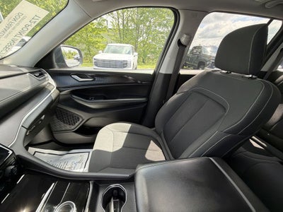 2023 Jeep Grand Cherokee Laredo X