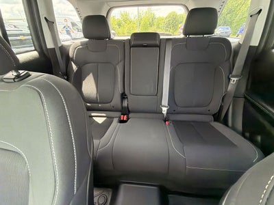 2023 Jeep Grand Cherokee Laredo X