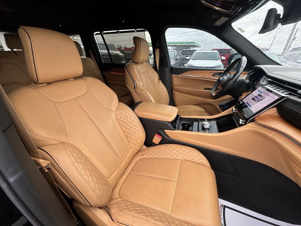 2021 Jeep Grand Cherokee L Summit