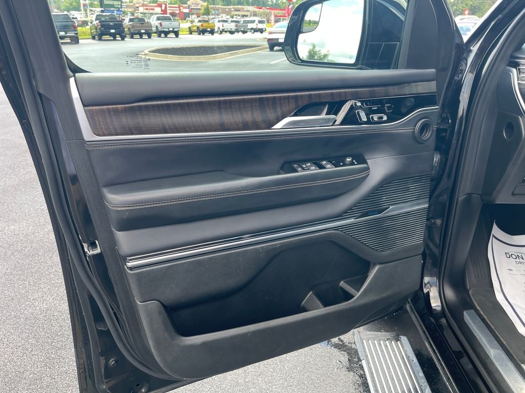 2024 Jeep Grand Wagoneer L Base