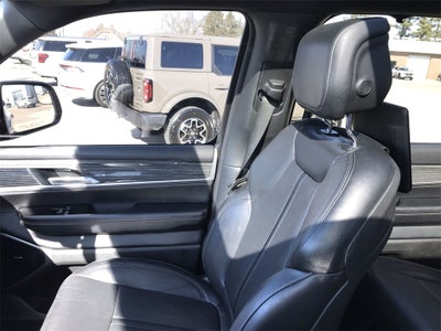 2022 Jeep Wagoneer Series III