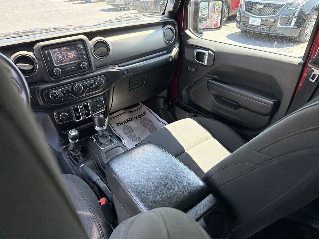 2021 Jeep Gladiator Willys