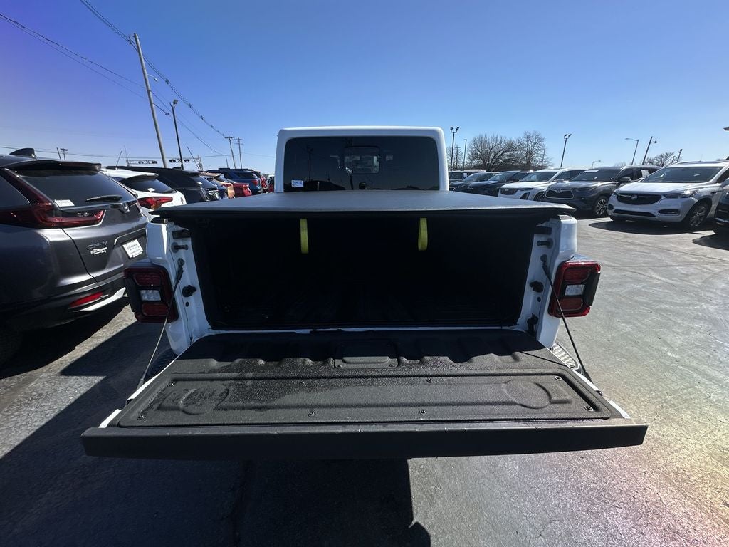 2021 Jeep Gladiator Overland