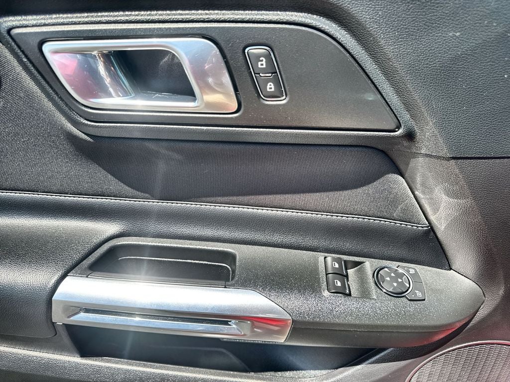 2022 Ford Mustang EcoBoost