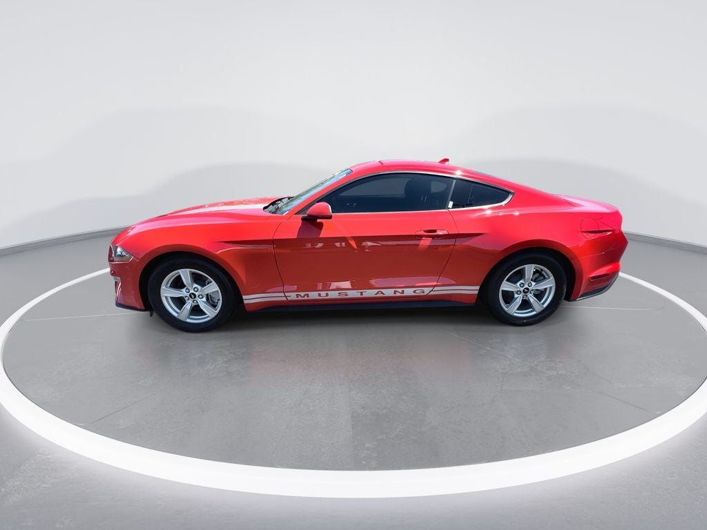 2022 Ford Mustang EcoBoost