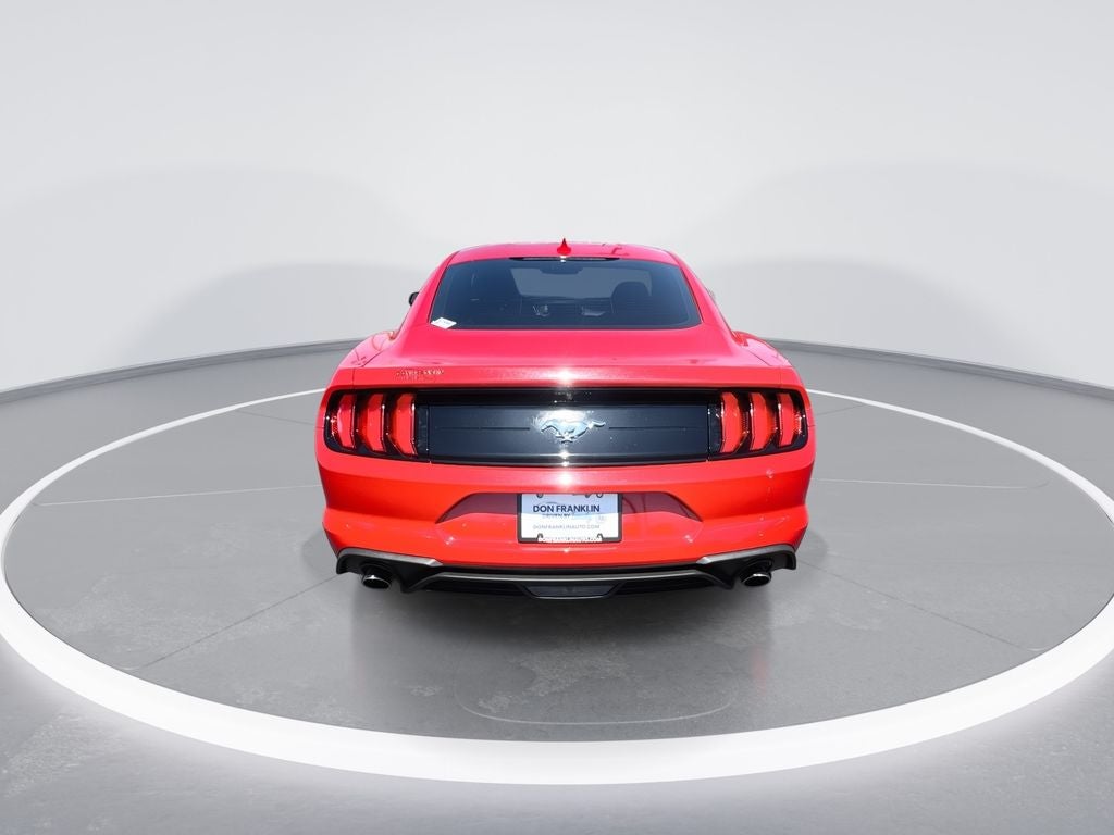 2022 Ford Mustang EcoBoost