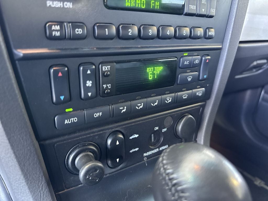 2002 Ford Thunderbird Base