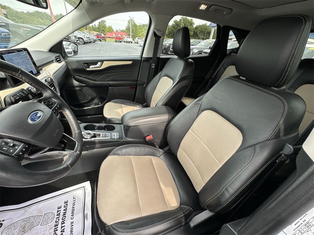 2021 Ford Escape Titanium