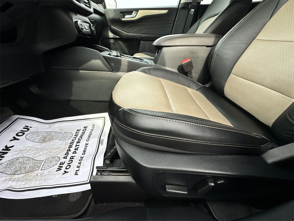 2021 Ford Escape Titanium