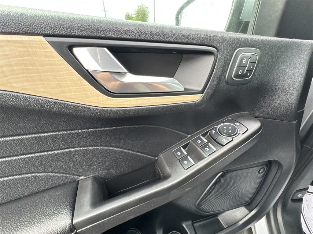 2021 Ford Escape Titanium