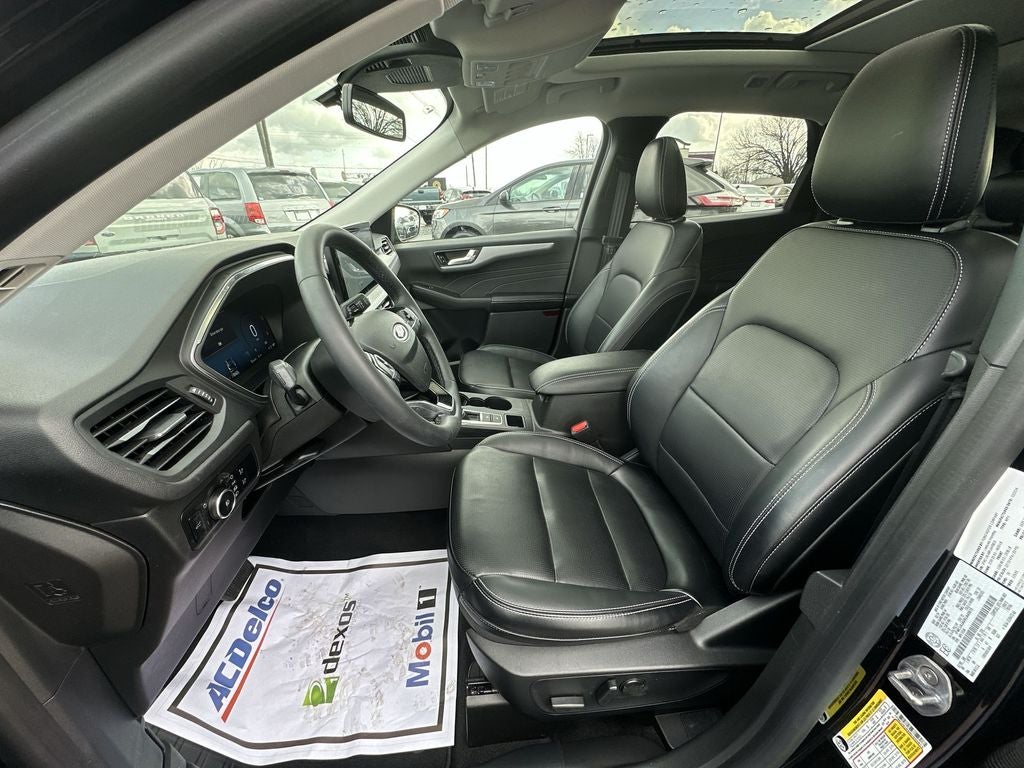 2024 Ford Escape Platinum