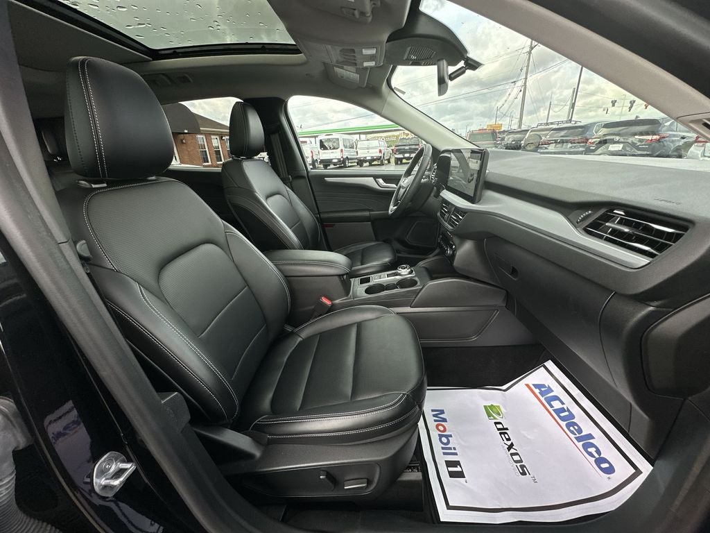 2024 Ford Escape Platinum