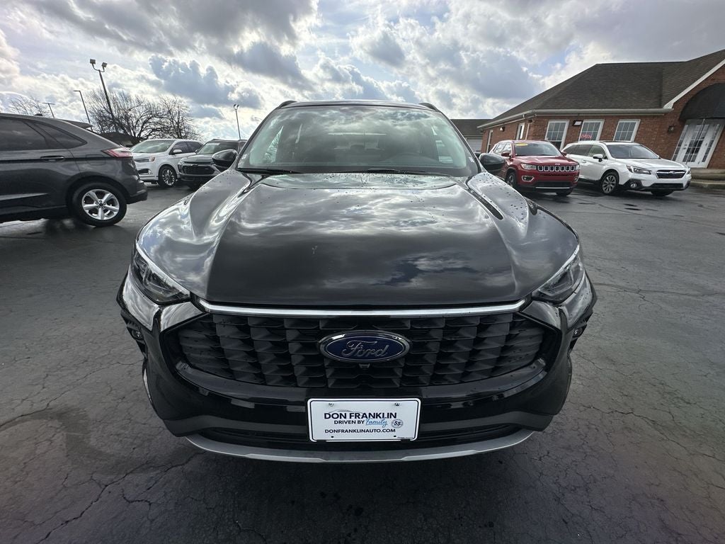 2024 Ford Escape Platinum