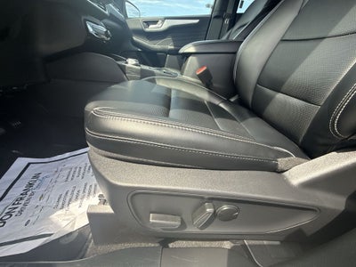 2025 Ford Escape Platinum