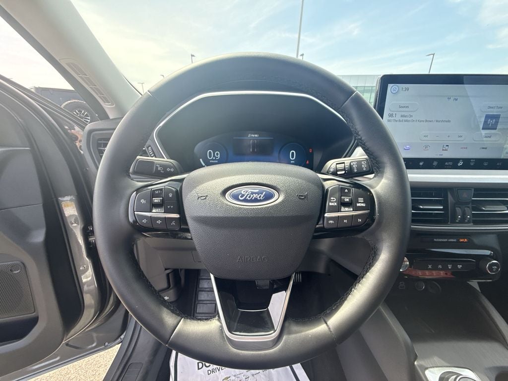 2025 Ford Escape Platinum