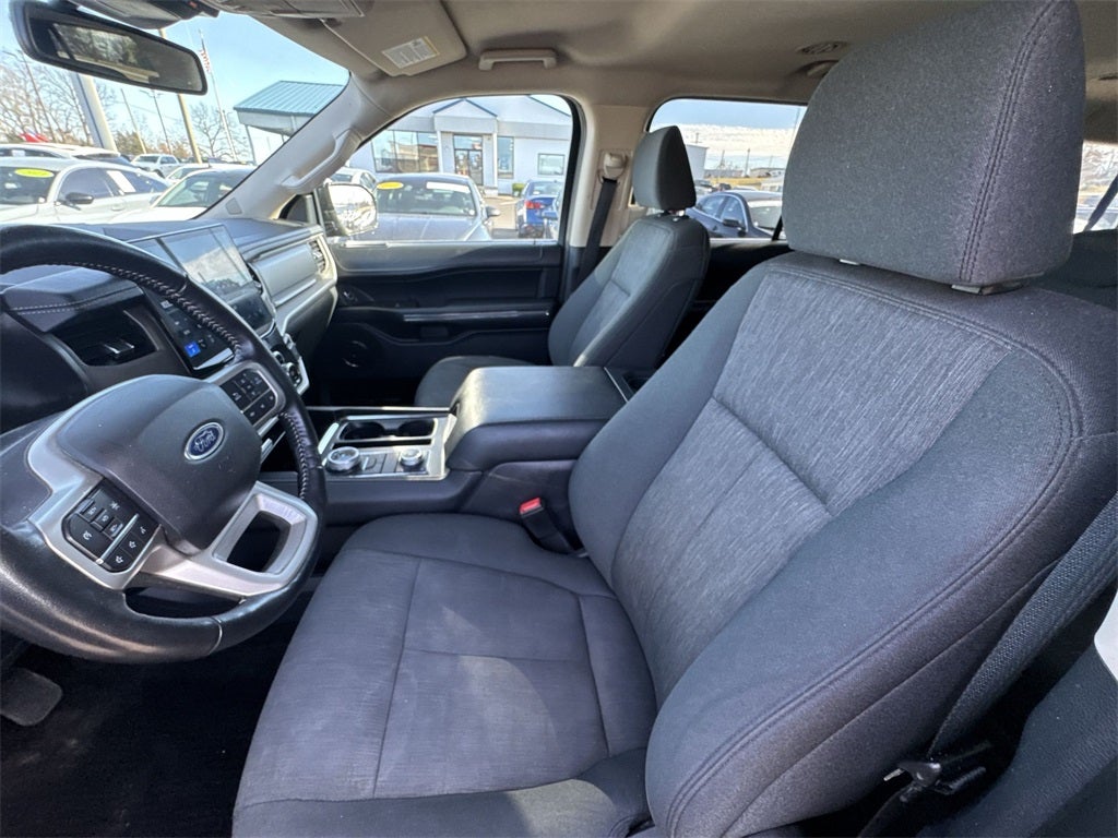 2022 Ford Expedition Max XLT