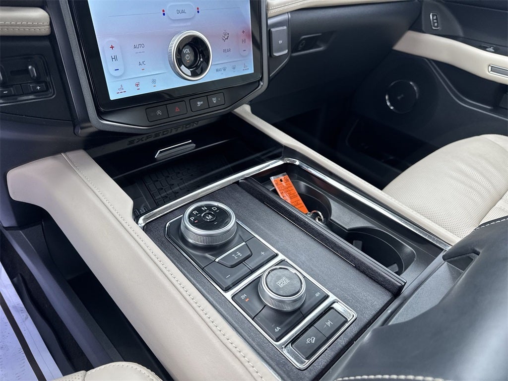 2022 Ford Expedition Max Platinum