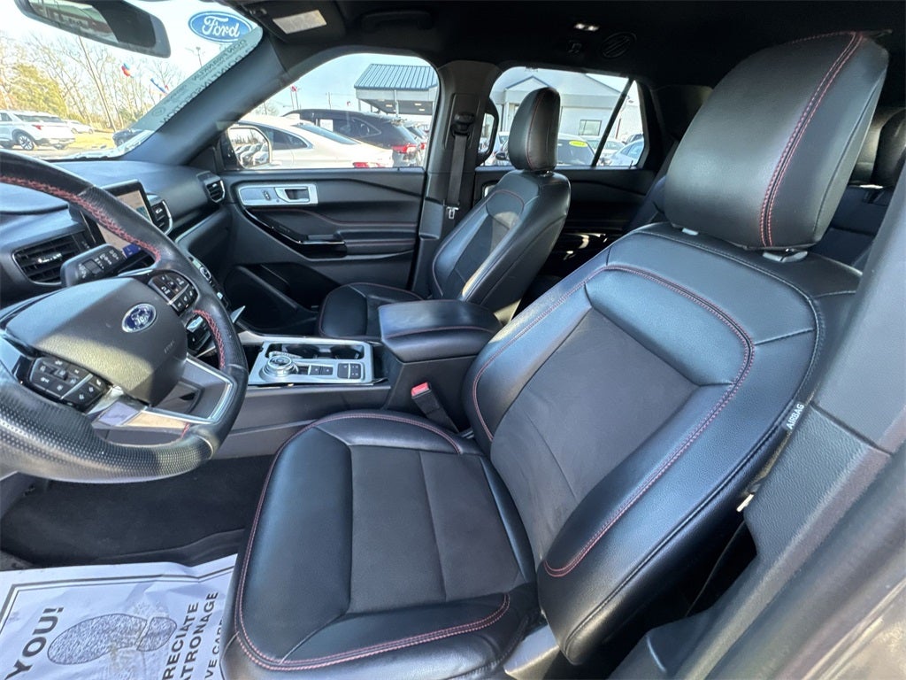 2022 Ford Explorer ST-Line