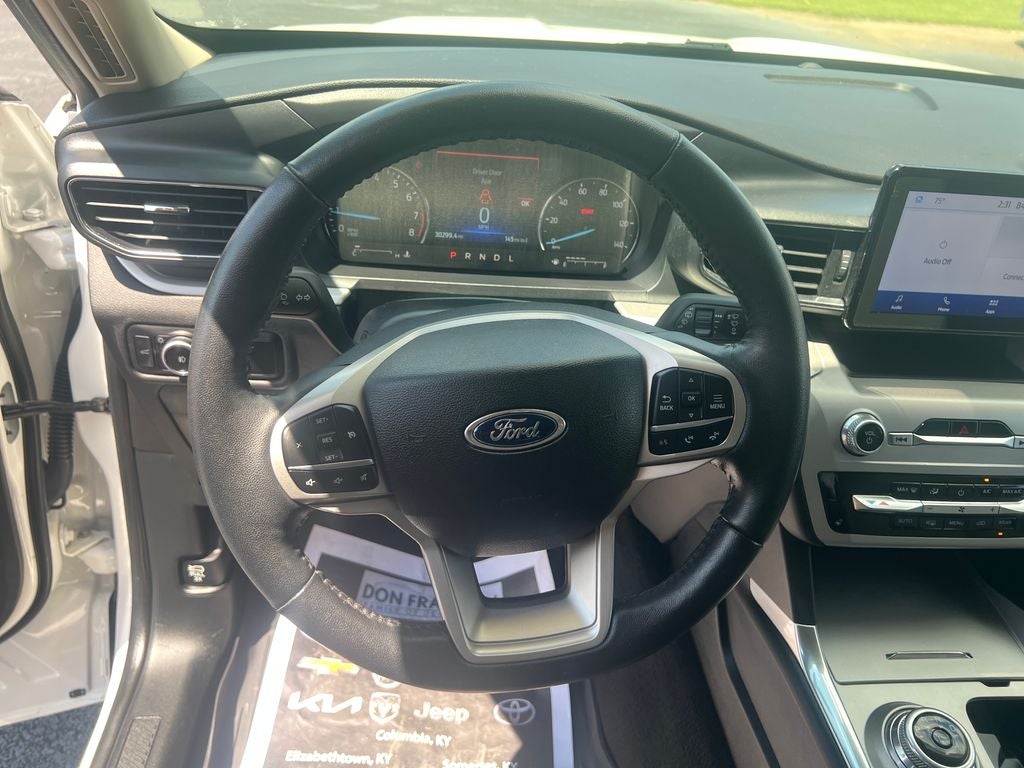 2023 Ford Explorer XLT