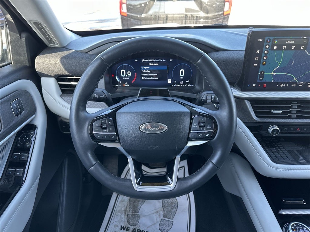 2025 Ford Explorer Platinum