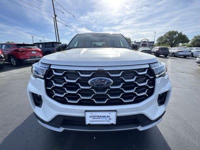 2025 Ford Explorer Platinum