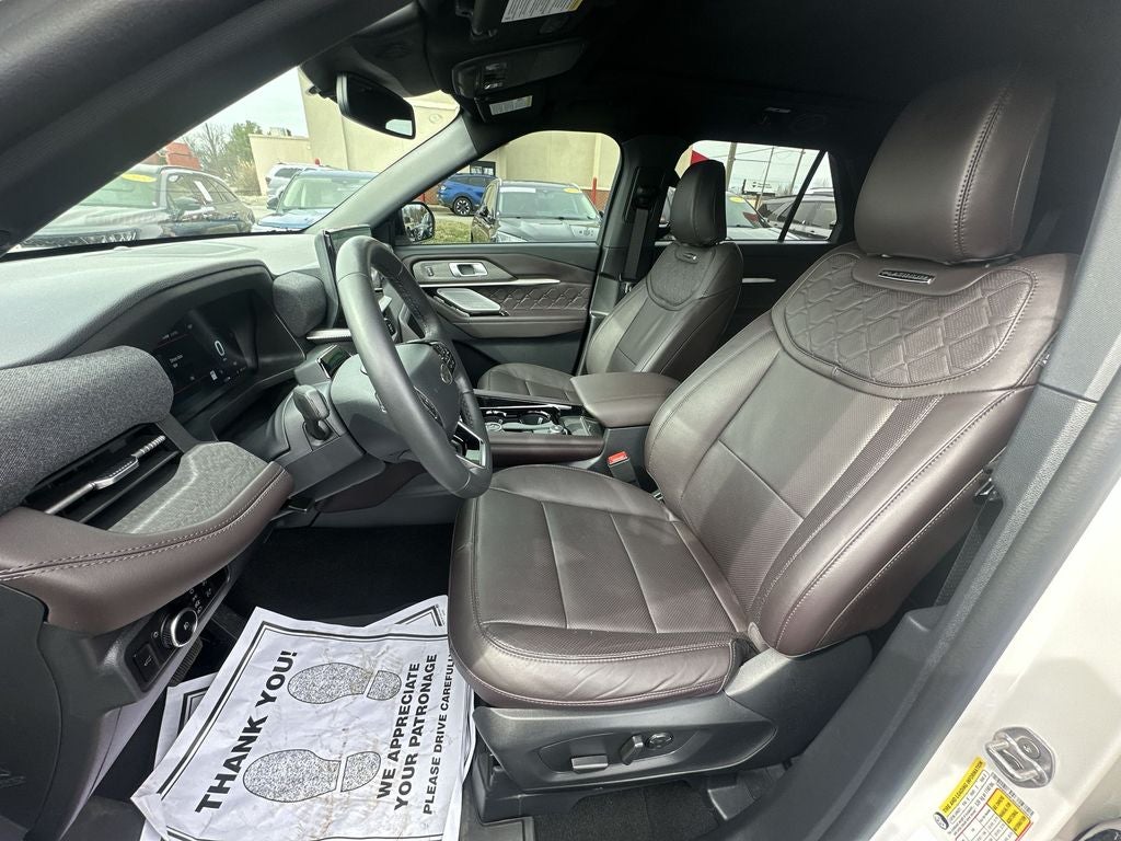 2025 Ford Explorer Platinum