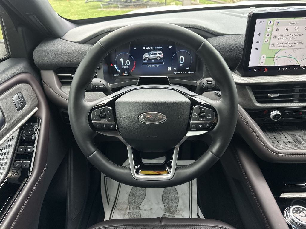 2025 Ford Explorer Platinum