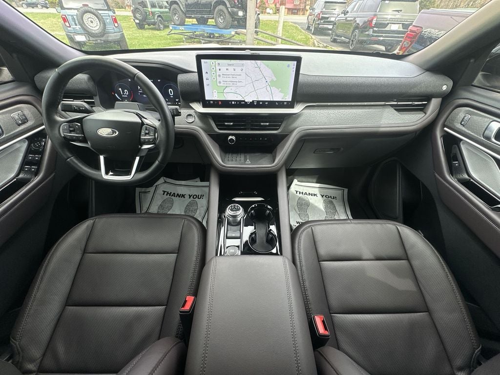 2025 Ford Explorer Platinum