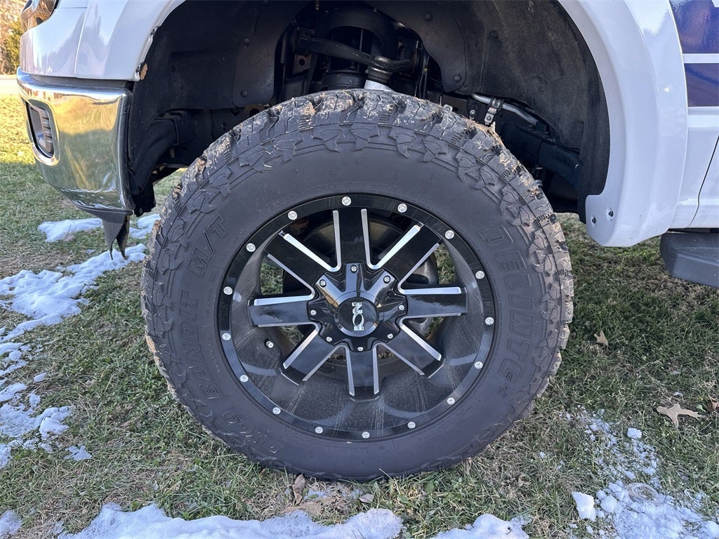 2024 Ford F-150 XLT lifted wheels tires