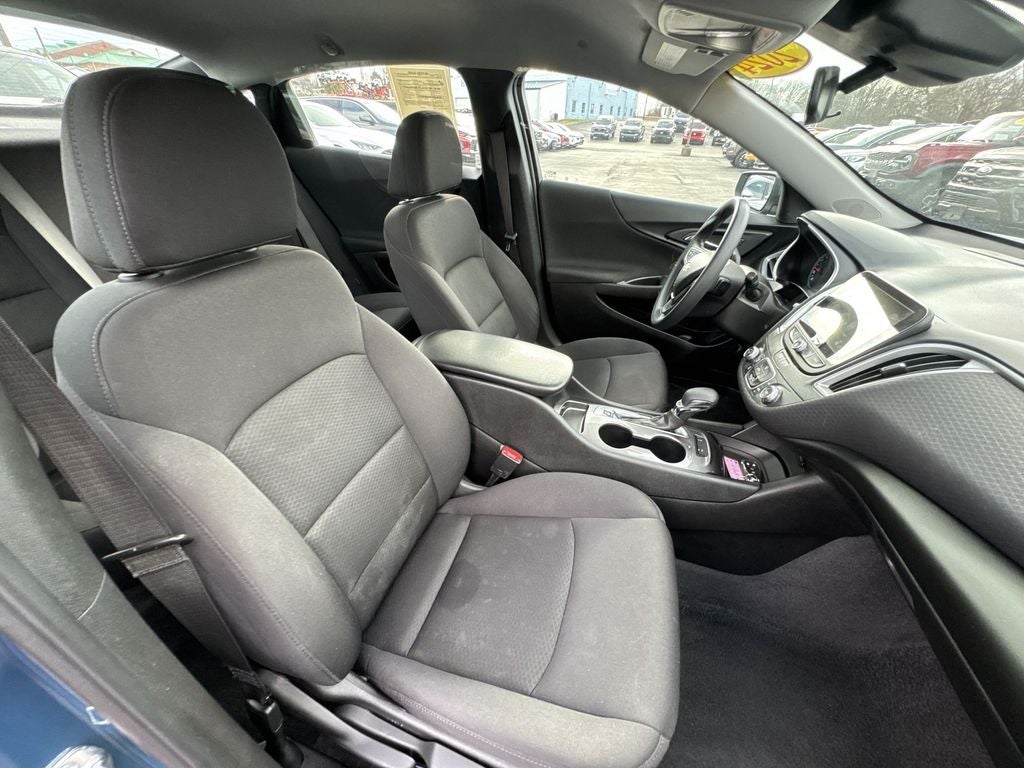 2024 Chevrolet Malibu LS 1LS