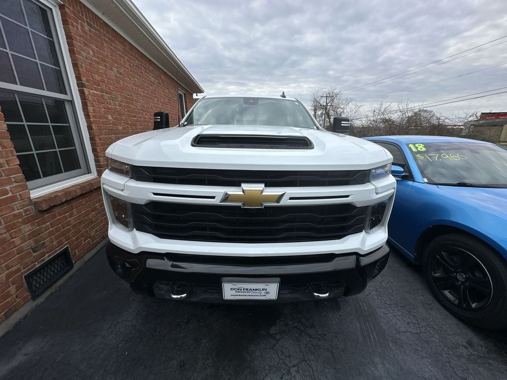 2024 Chevrolet Silverado 2500HD Custom