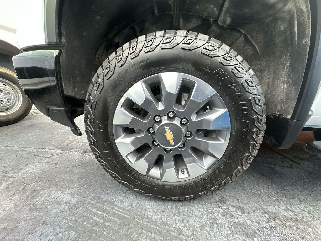 2024 Chevrolet Silverado 2500HD Custom
