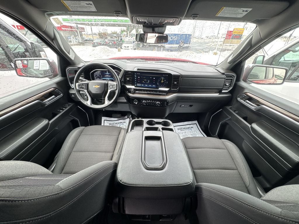 2024 Chevrolet Silverado 1500 LT