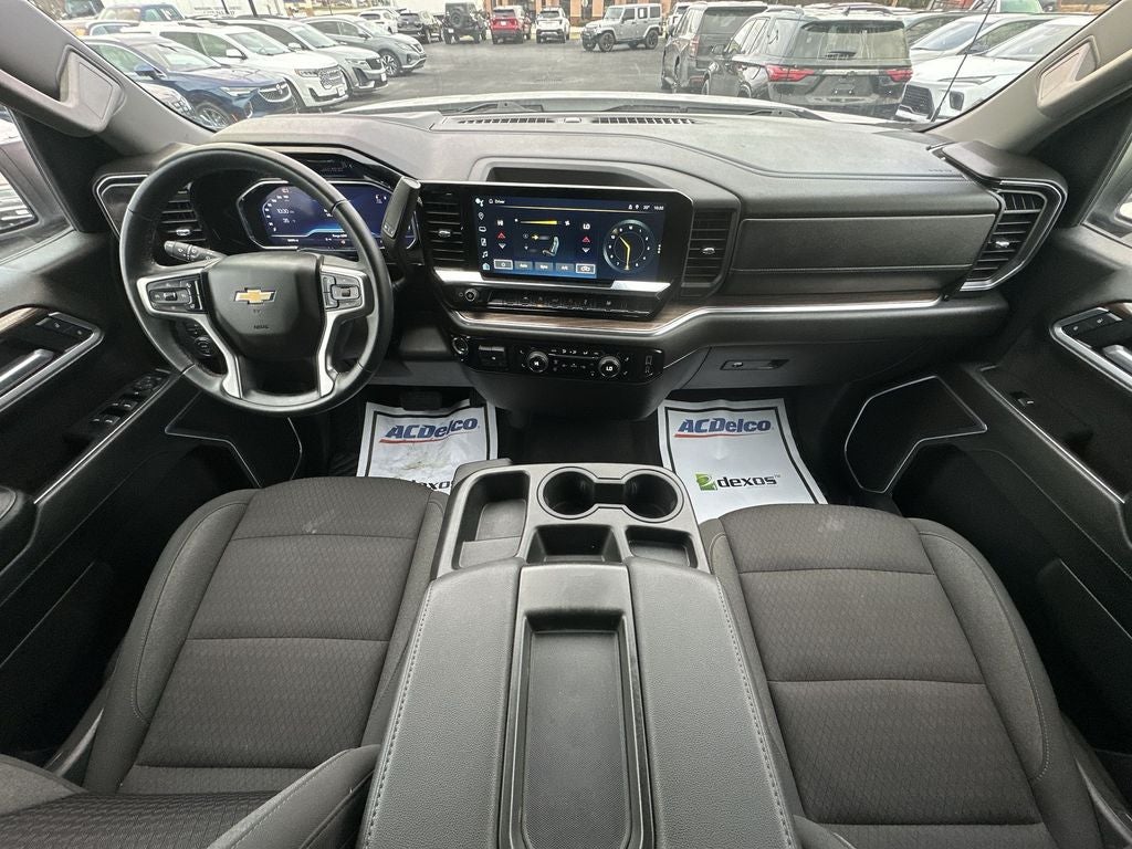 2025 Chevrolet Silverado 1500 LT LT1