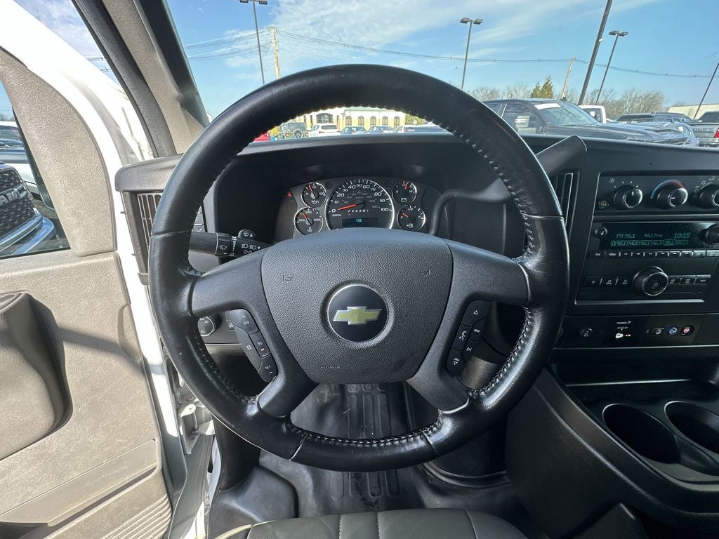 2022 Chevrolet Express 2500 Work Van Cargo
