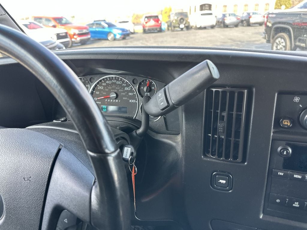 2022 Chevrolet Express 2500 Work Van Cargo