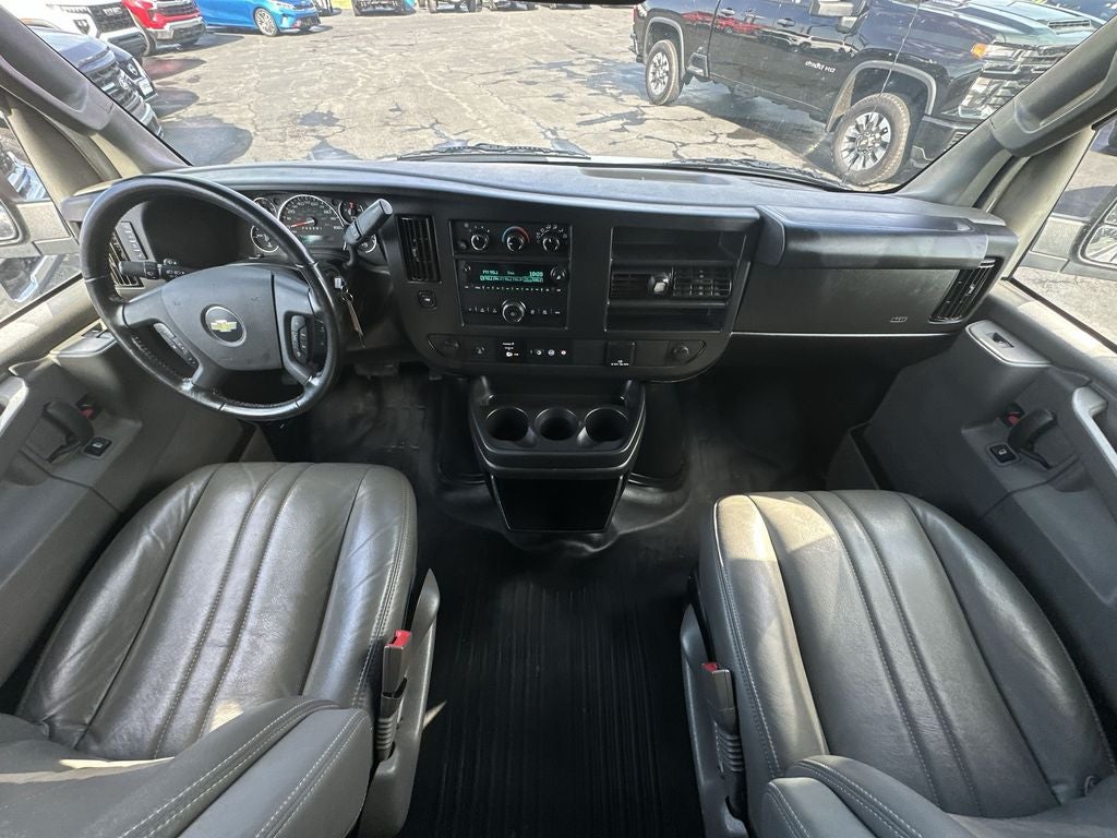 2022 Chevrolet Express 2500 Work Van Cargo