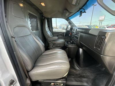 2022 Chevrolet Express 2500 Work Van Cargo