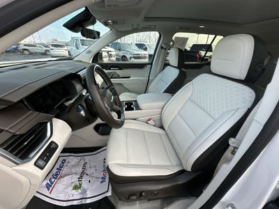 2025 GMC Acadia Denali