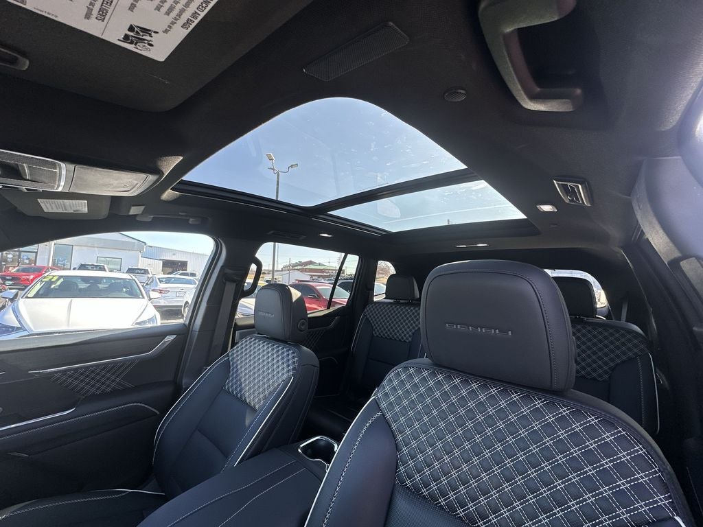 2024 GMC Acadia Denali