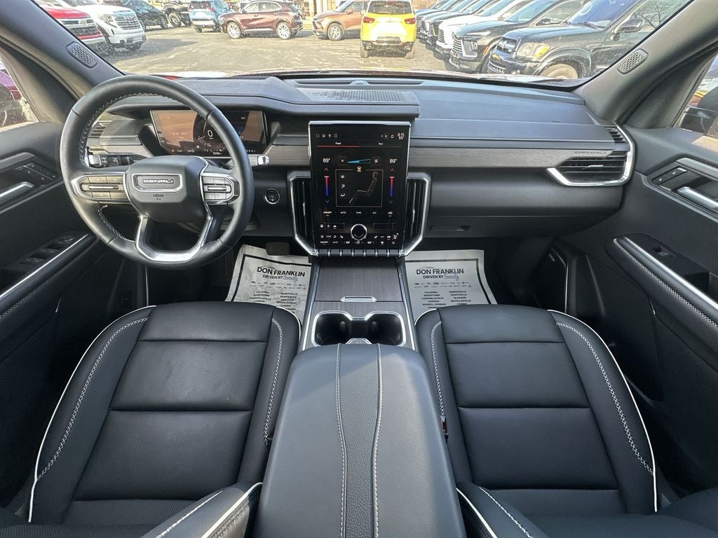 2024 GMC Acadia Denali