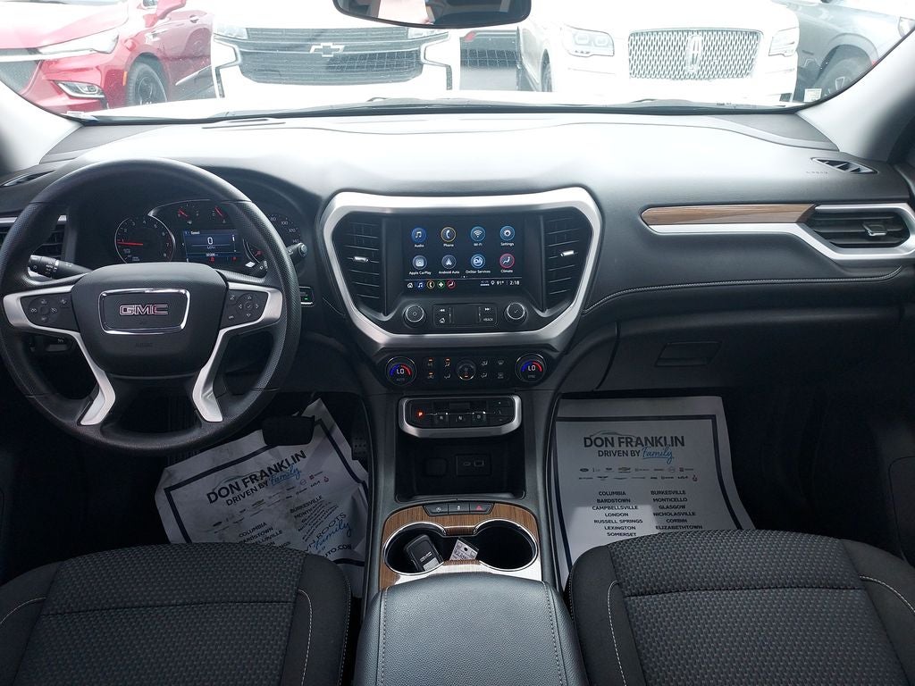 2023 GMC Acadia SLE