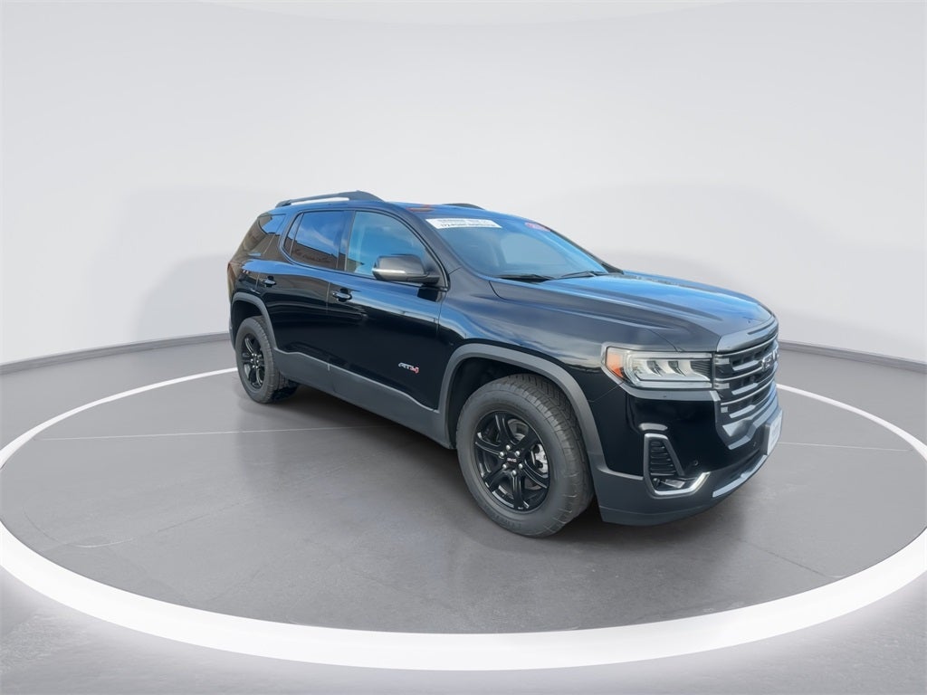 2022 GMC Acadia AT4